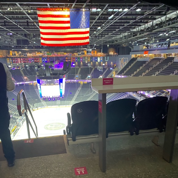 Meet your Posher, Joey - Picture 1 of 1